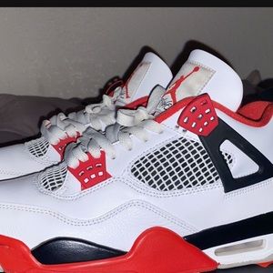 Jordan 4s fire reds